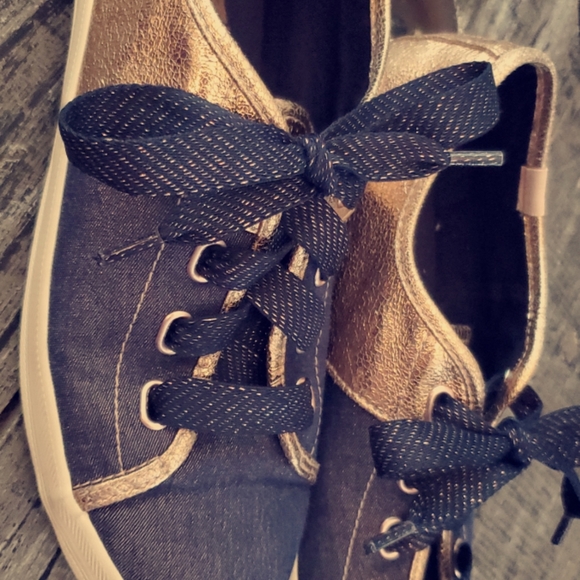 KEDS denim Rose Gold tennis shoes - Picture 2 of 3